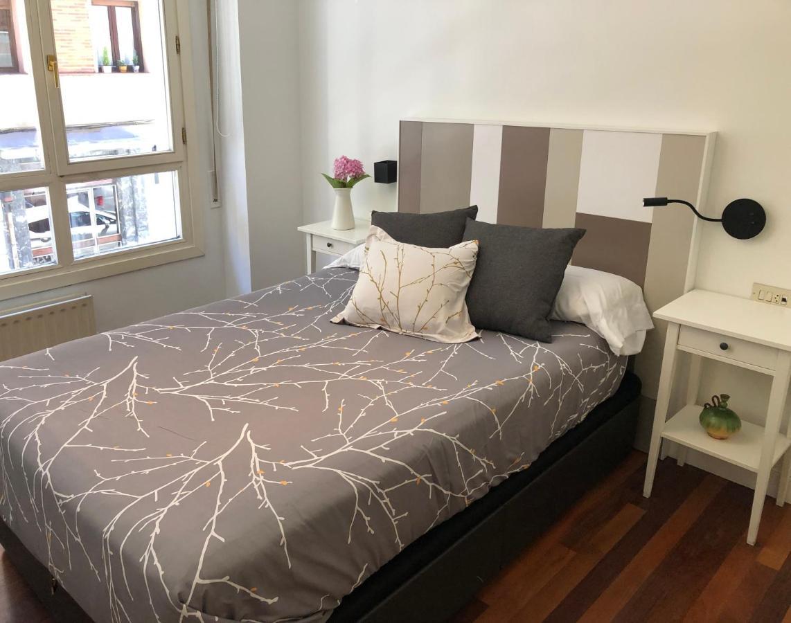 Apartamento Frente Al Guggenheim. Urbanizacion De Lujo En El Centro Bilbau Exterior foto